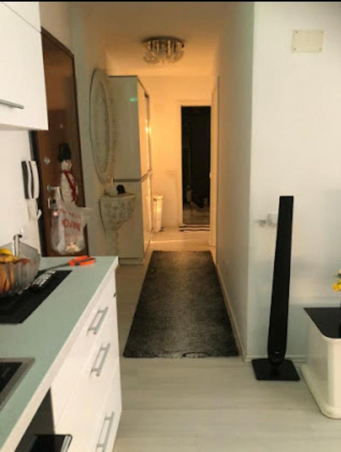 Lovely 2 Bedroom Condo In Gjilan. Bagian luar foto